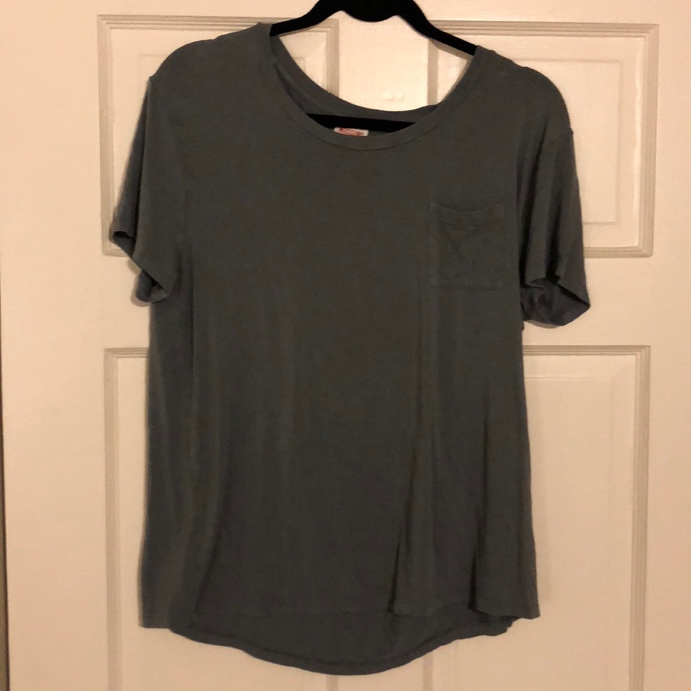 Casual t-shirt with pocket